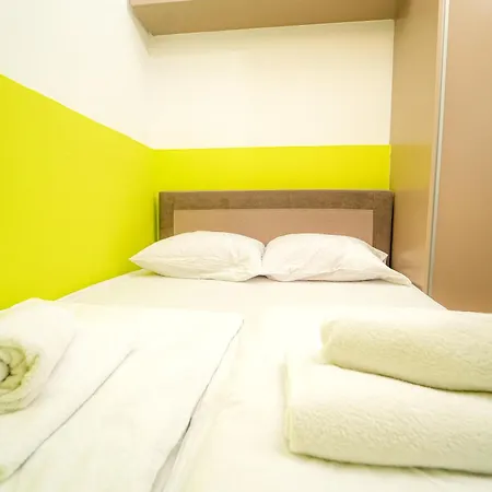 1bdr In Heart Of Center Sarajevo